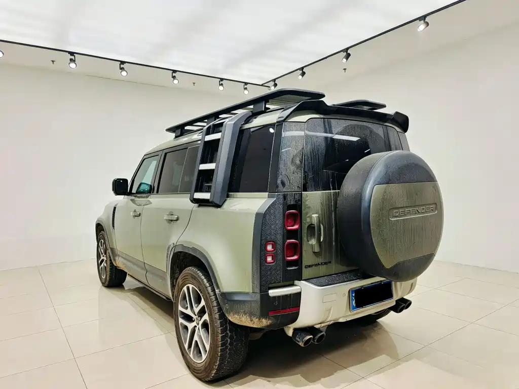 Land Rover Defender 2021 — фото 4