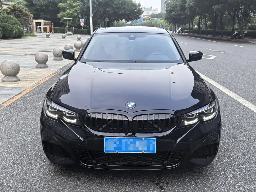 BMW 3 Series 2022