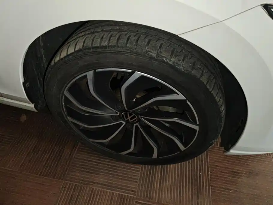 Volkswagen Golf 2021