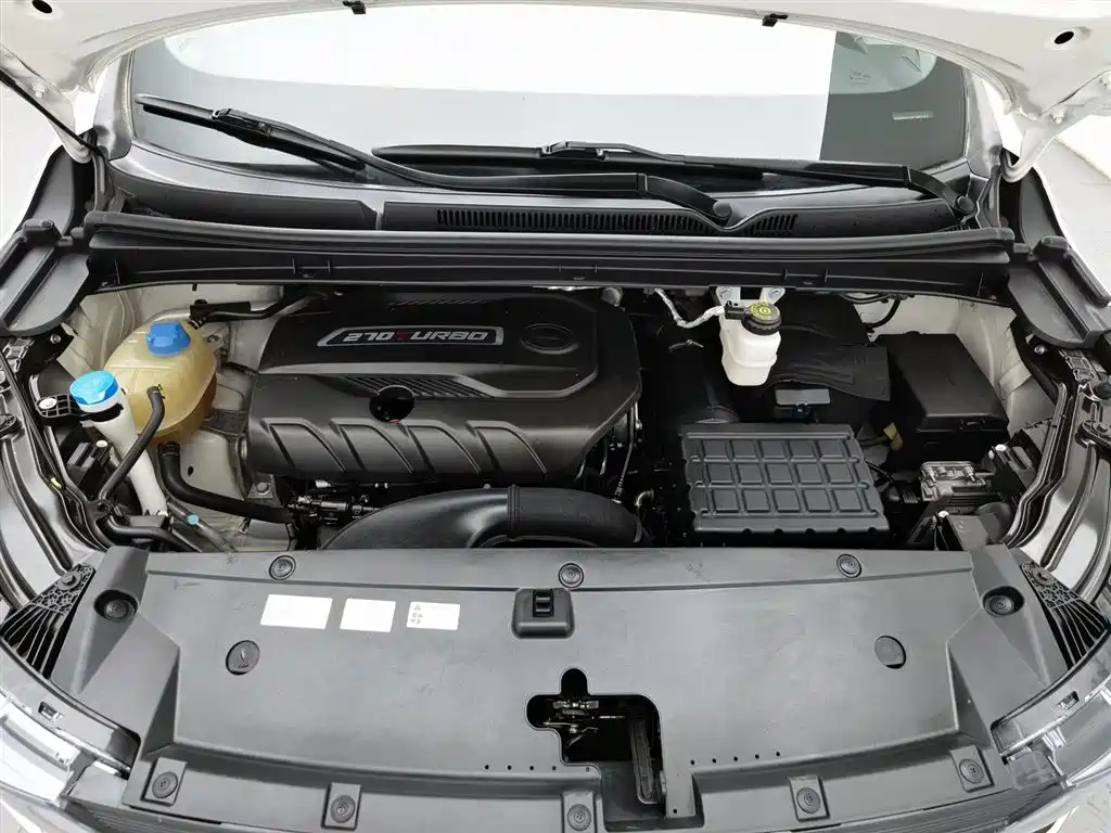 GAC Motor Trumpchi M6 2021 — фото 6