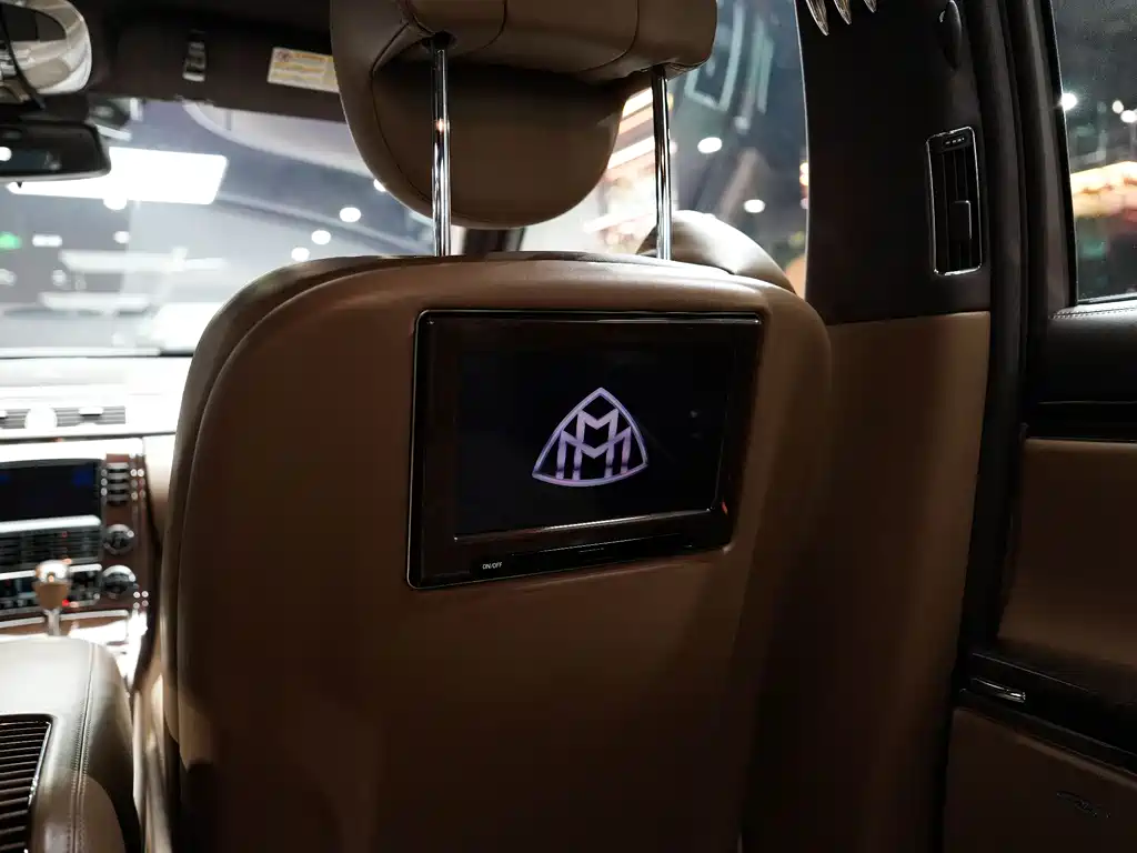 Maybach Maybach 2012 — фото 13