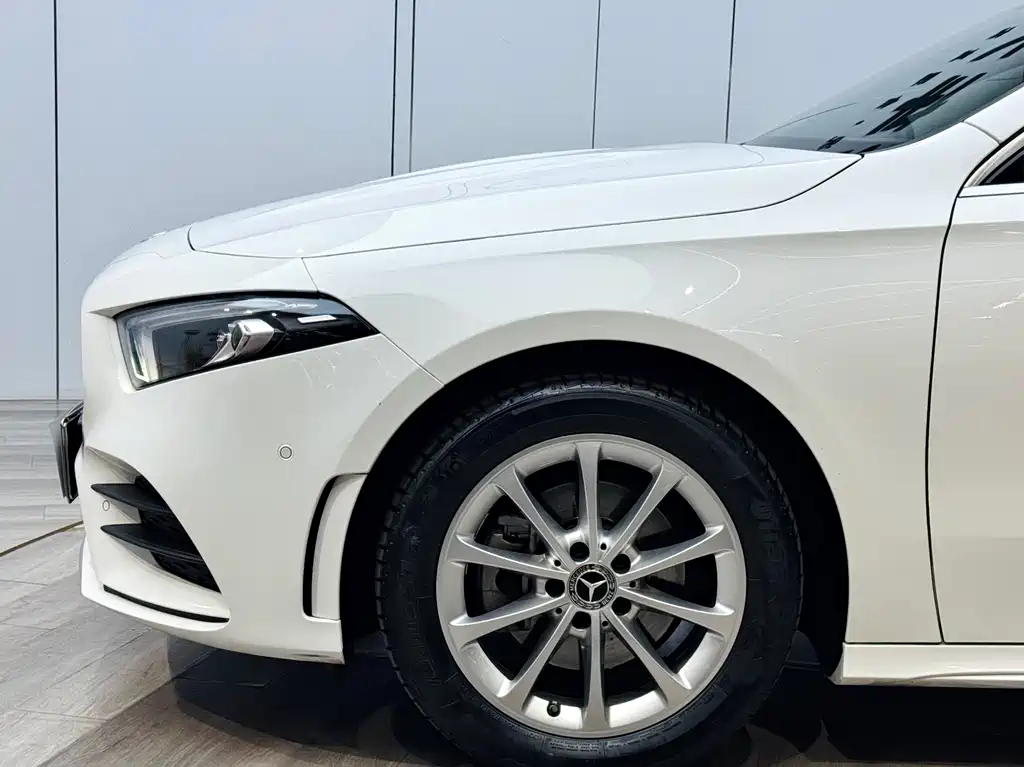 Mercedes-Benz A-Class 2022 — фото 23