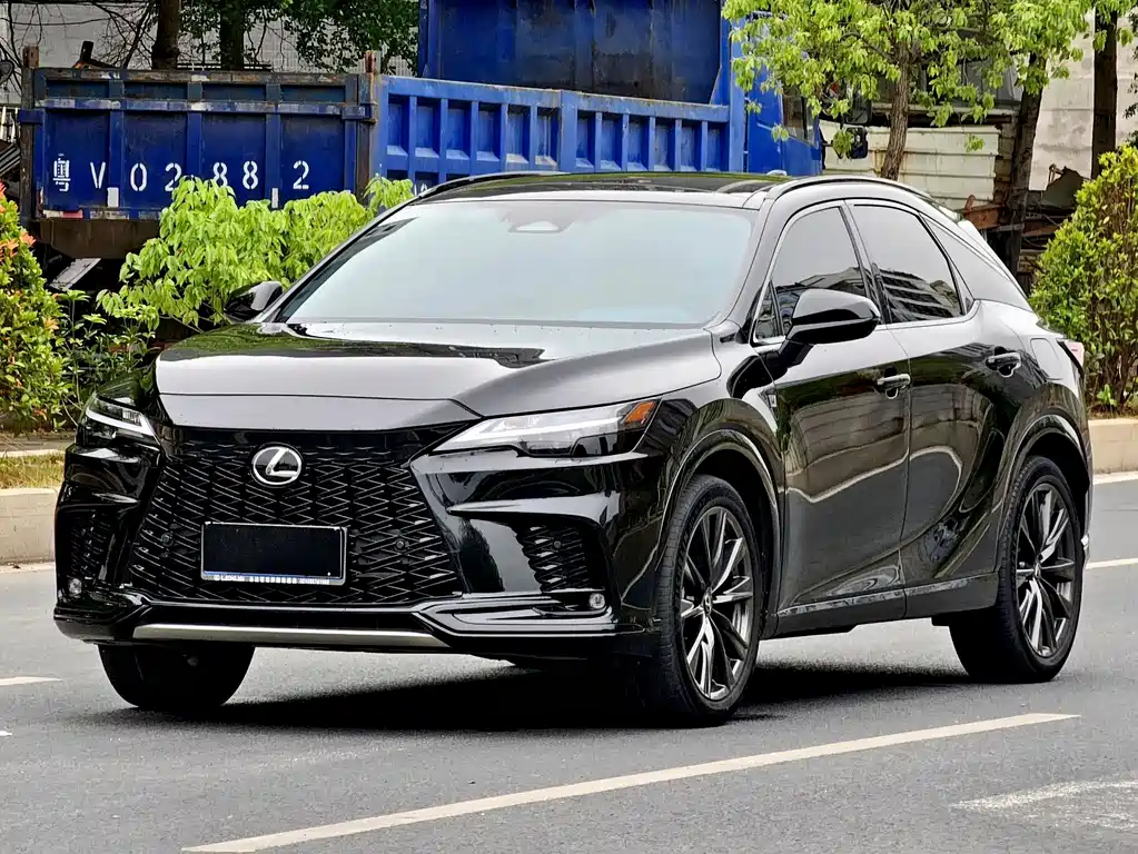 Lexus RX 2024 — фото 1