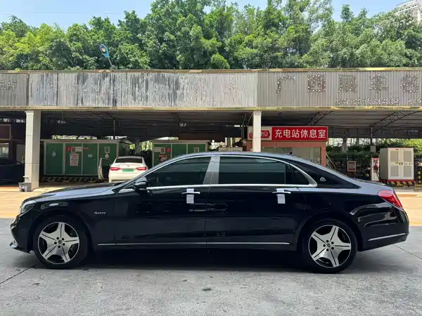 Mercedes-Benz Maybach S-Class 2016