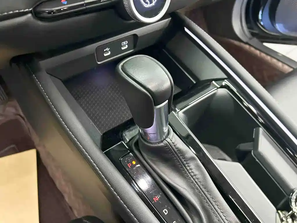 Honda Accord 2023 — фото 13