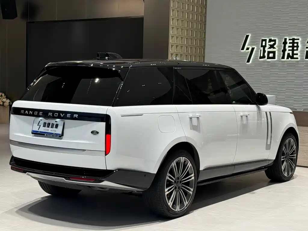 Land Rover Range Rover 2026