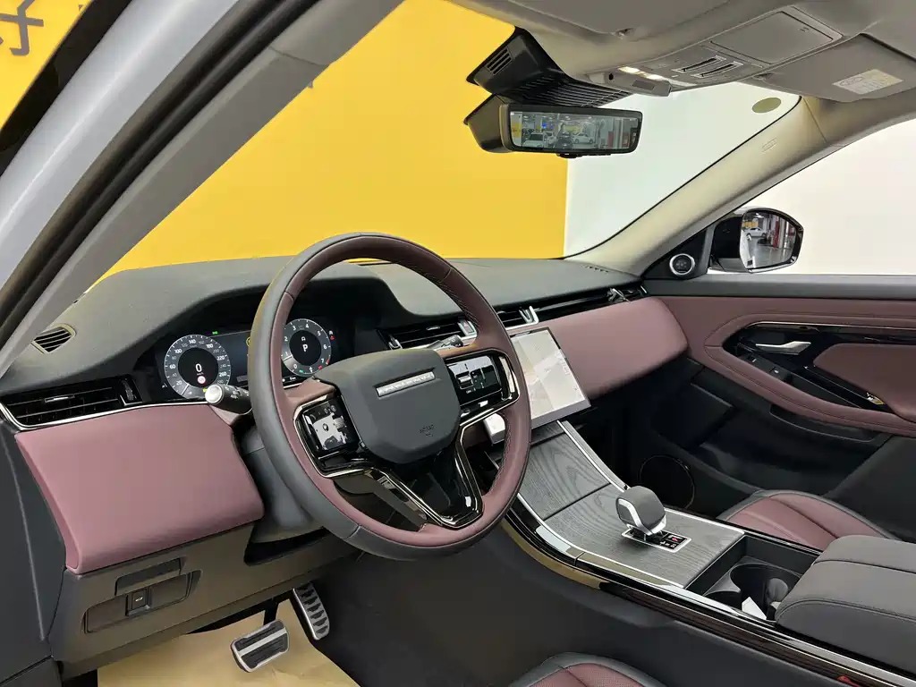 Land Rover Evoque 2026 — фото 4