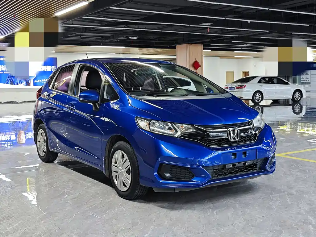 Honda Fit 2018 — фото 3