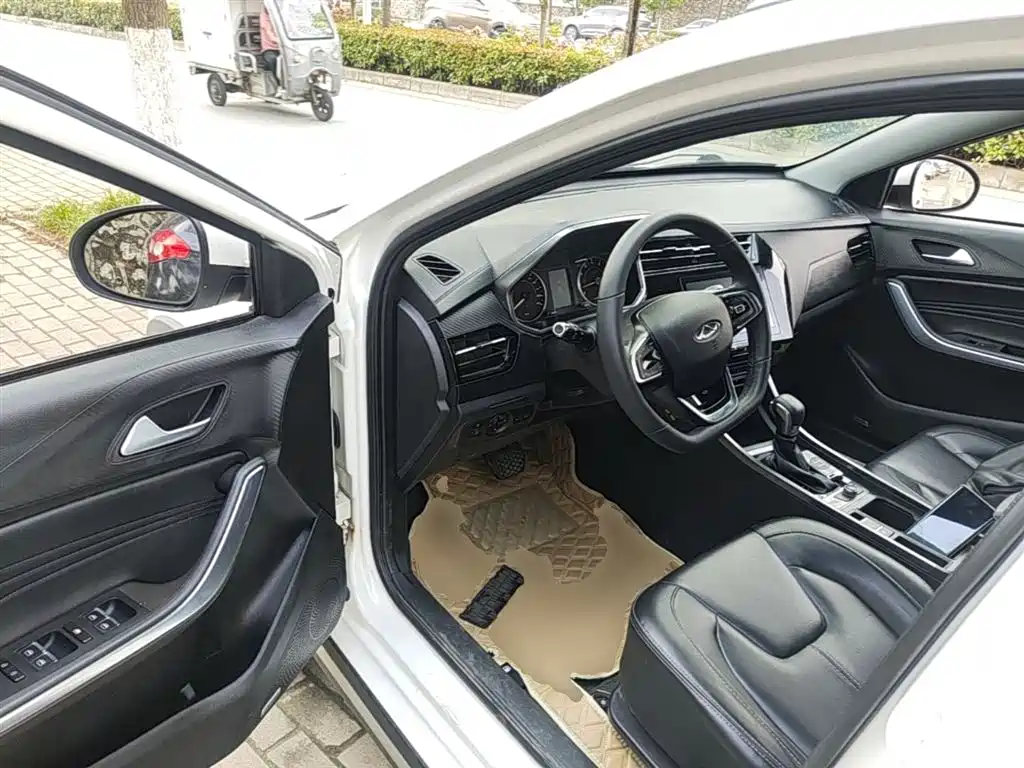 Chery Tiggo 3x 2021 — фото 16