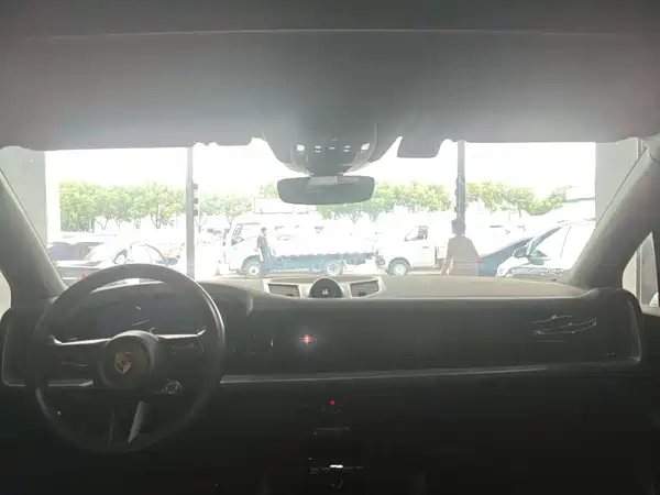 Porsche Cayenne 2024