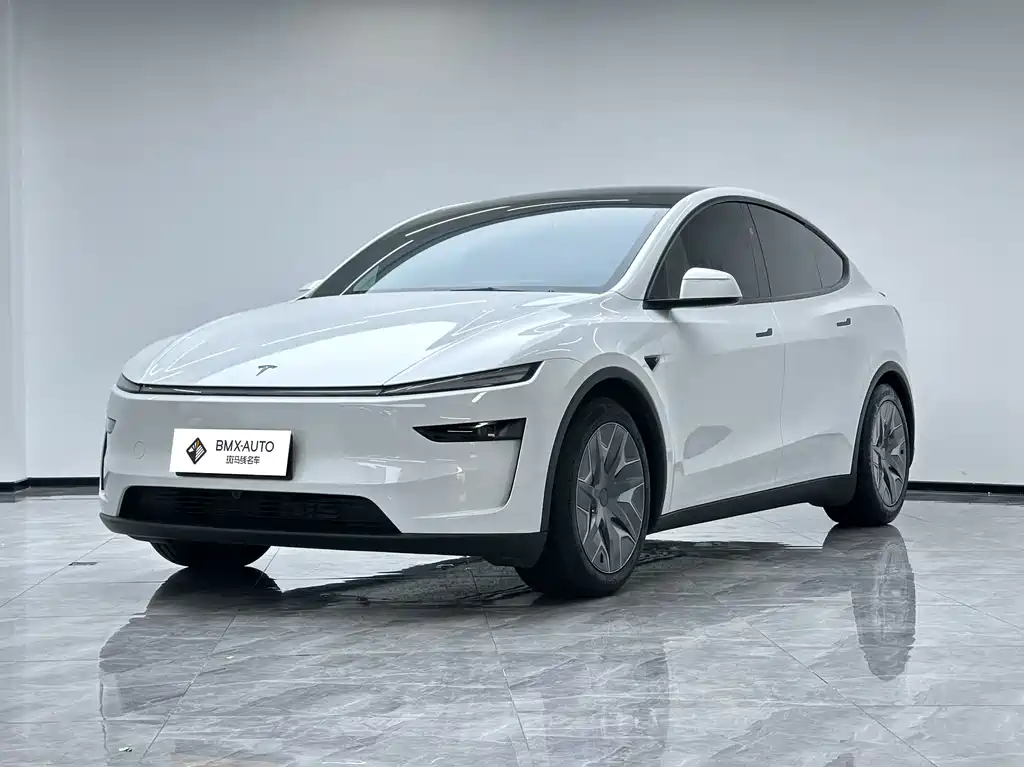 Tesla Model Y L 2025