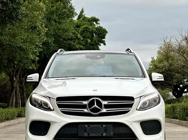 Mercedes-Benz GLE 2016
