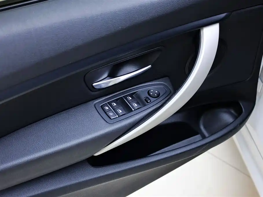 BMW 3 Series GT 2016 — фото 18