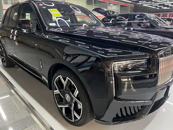 Rolls-Royce Cullinan 2024