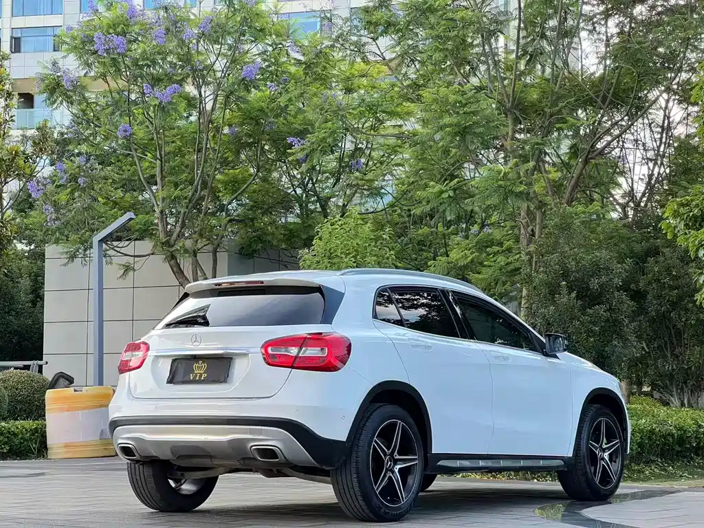 Mercedes-Benz GLA 2016 — фото 32