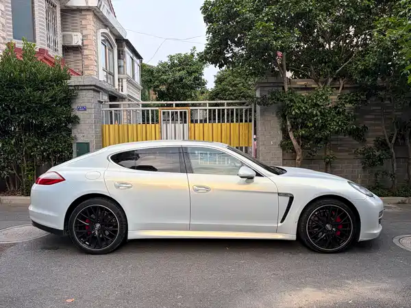 Porsche Panamera 2010