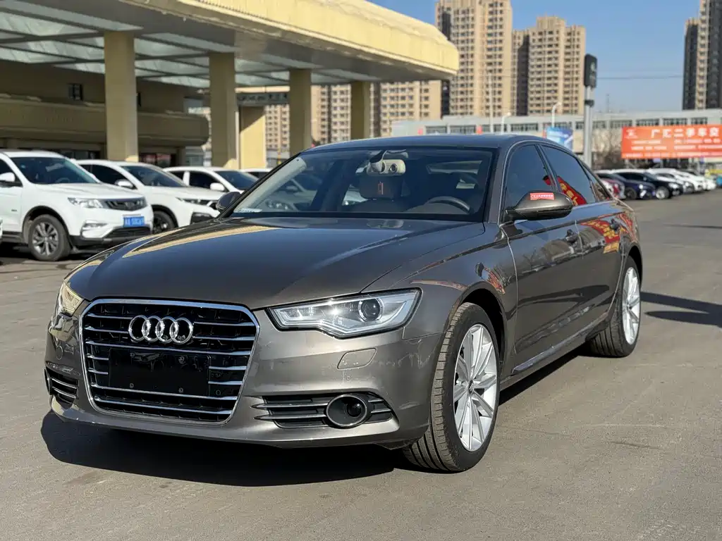 Audi A6L 2013 — фото 1
