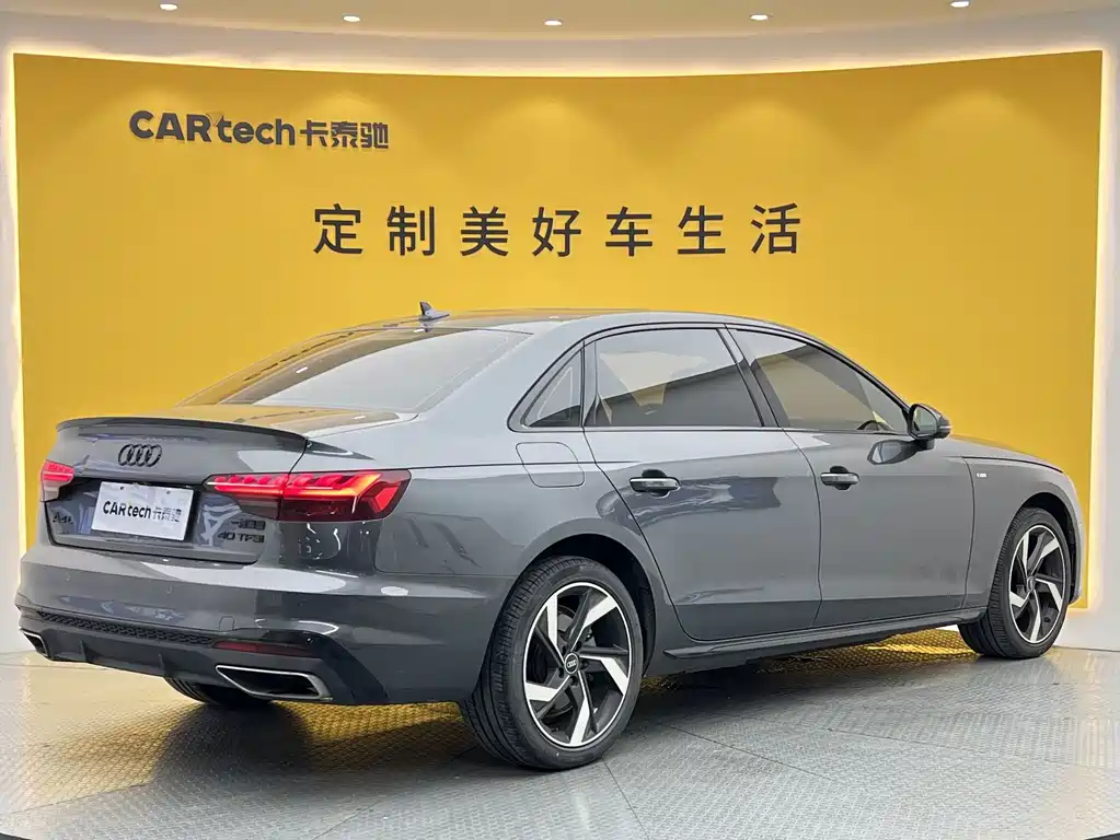 Audi A4L 2023 — фото 25