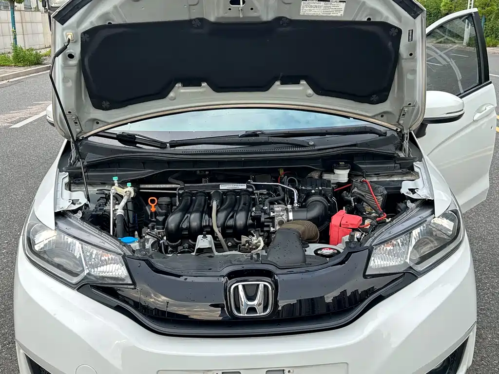 Honda Fit 2015 — фото 17