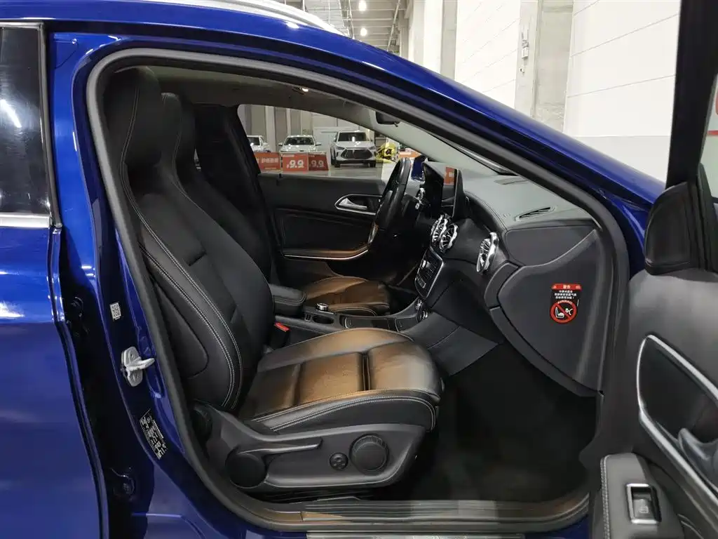Mercedes-Benz GLA 2018 — фото 23