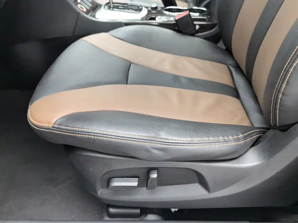 GAC Trumpchi GS5 Super 2015 — фото 20