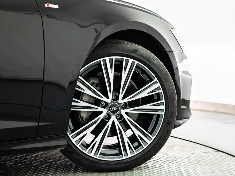 Audi A6L 2022 — фото 20
