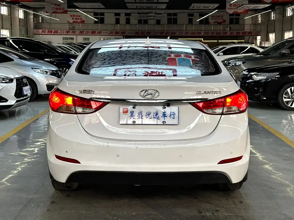 Hyundai Elantra Langdong 2016