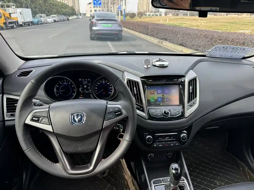 Changan Eado XT 2019 — фото 7