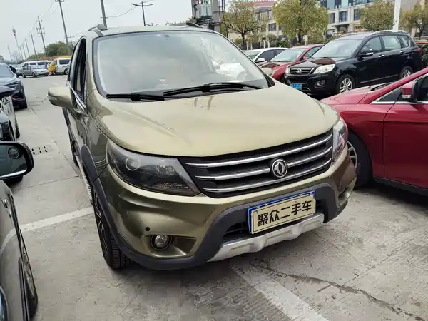 Dongfeng Jingyi X5 2015