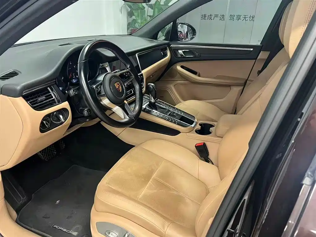 Porsche Macan 2019 — фото 9