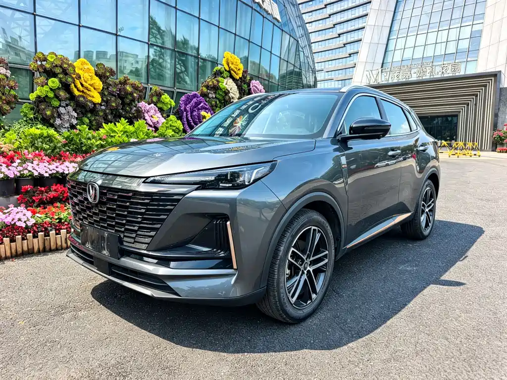Changan CS55PLUS 2022 — фото 1