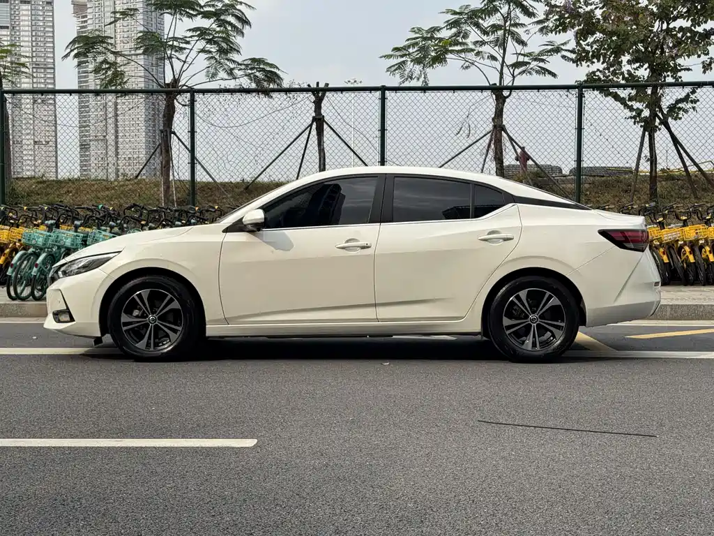 Nissan Sylphy 2023 — фото 13
