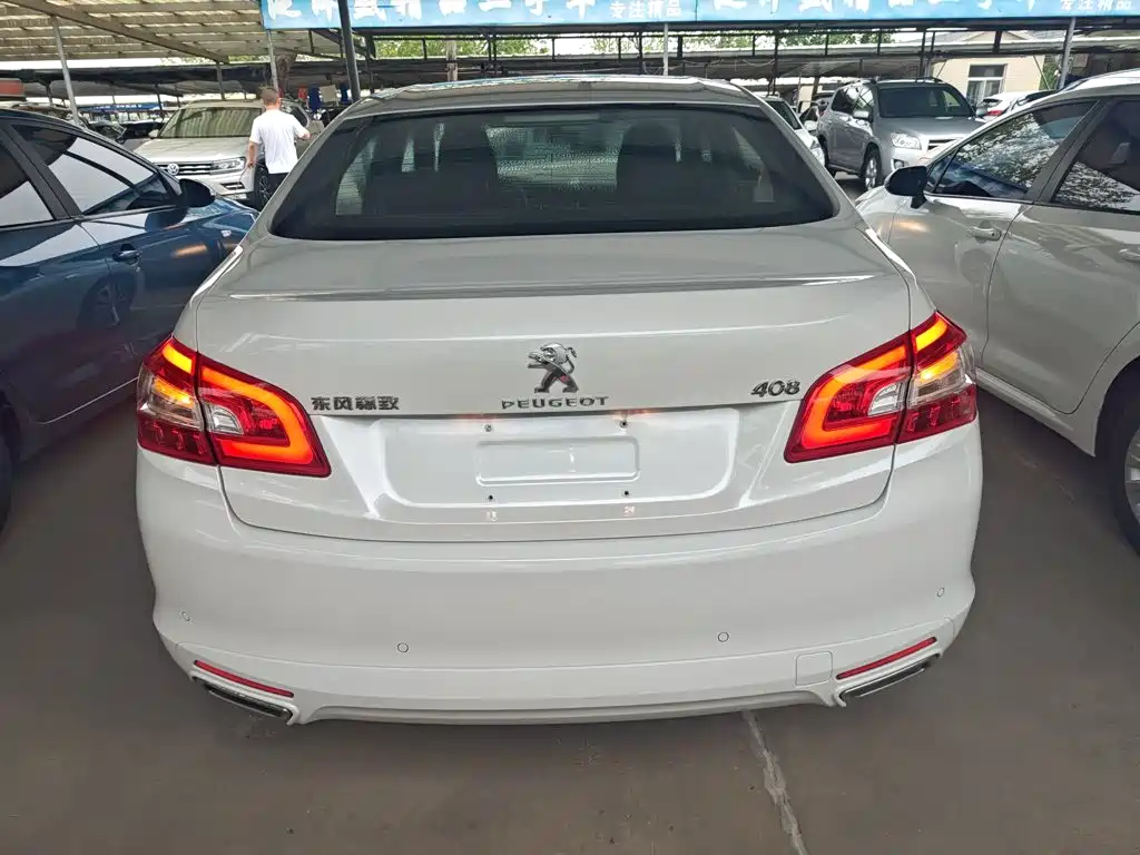 Peugeot 408 2017