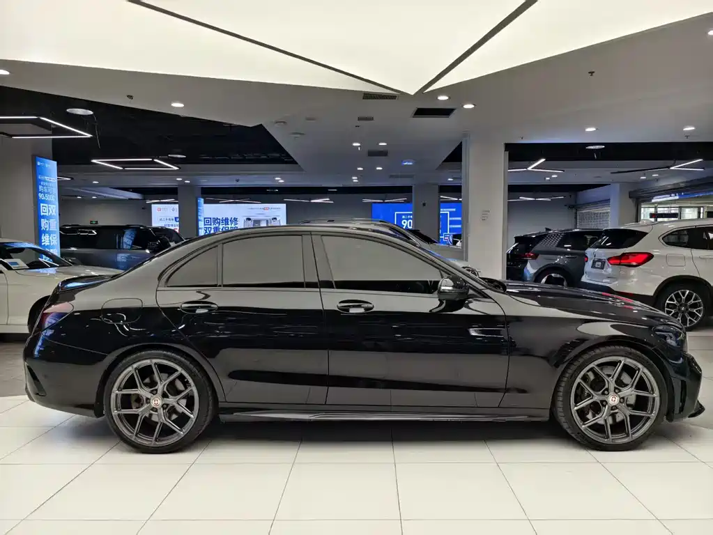 Mercedes-Benz C-Class AMG 2020 — фото 19