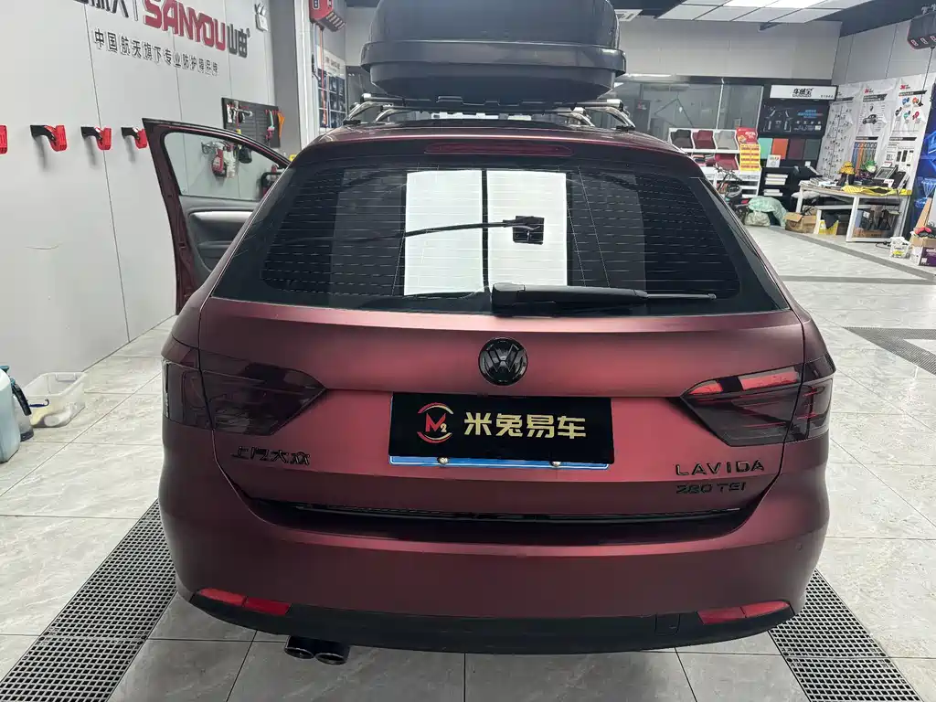 Volkswagen Gran Lavida 2013