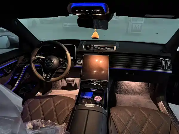 Mercedes-Benz Maybach S-Class 2023