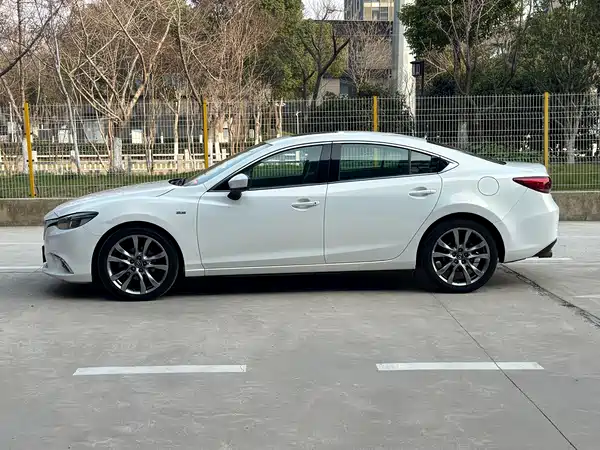 Mazda Atenza 2018