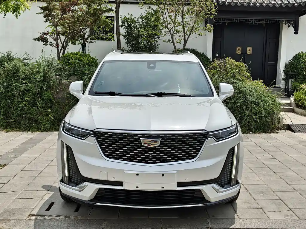 Cadillac XT6 2019 — фото 2