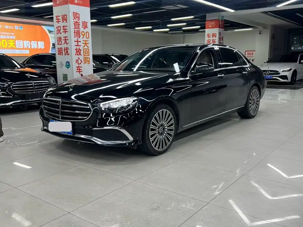 Mercedes-Benz E-Class 2022