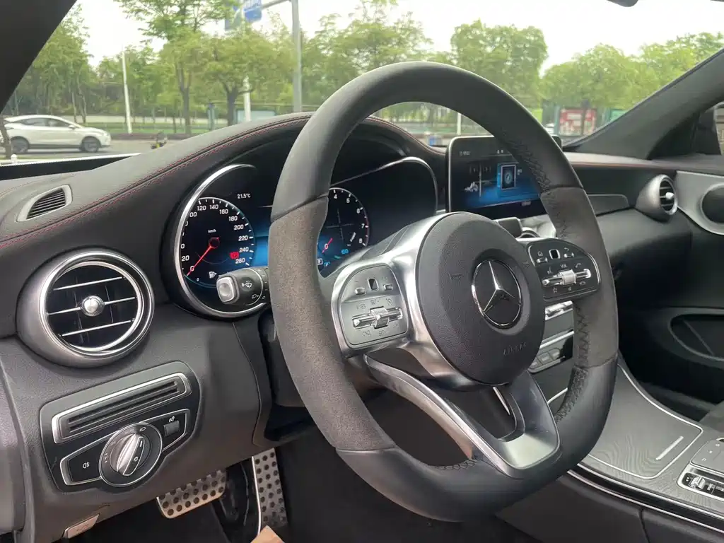Mercedes-Benz C-Class 2023 — фото 14