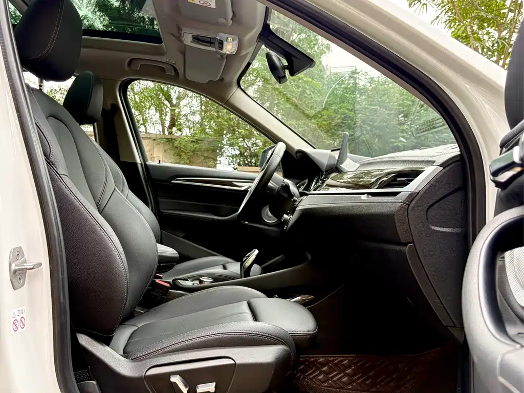 BMW X1 2022 — фото 15