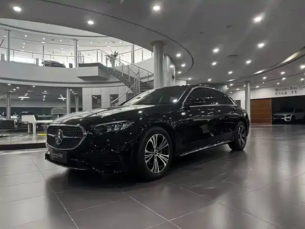 Mercedes-Benz E-Class 2024