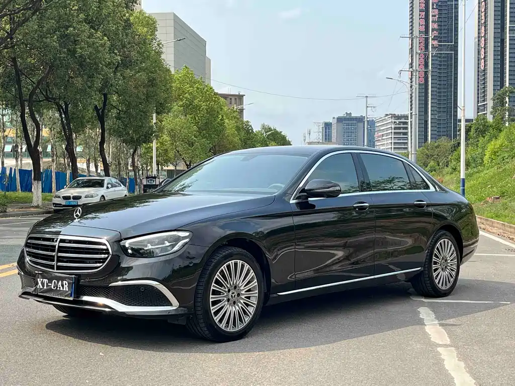 Mercedes-Benz E-Class 2023