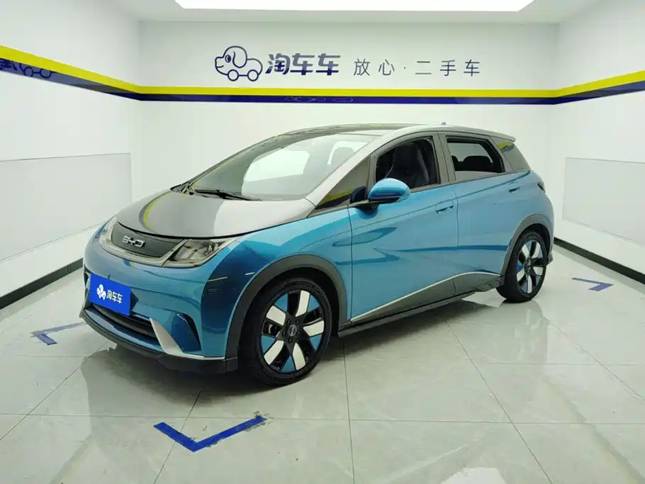 BYD Dolphin 2022