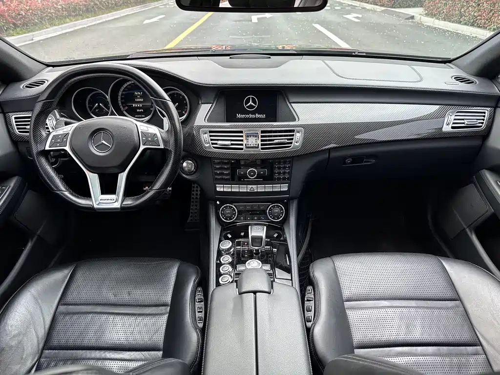 Mercedes-Benz CLS AMG 2013 — фото 14