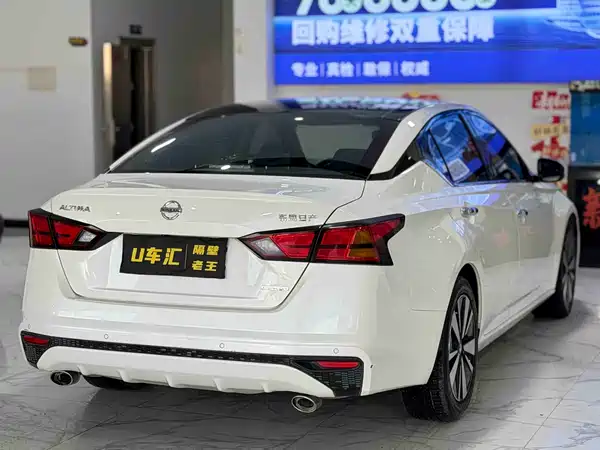 Nissan Teana 2021