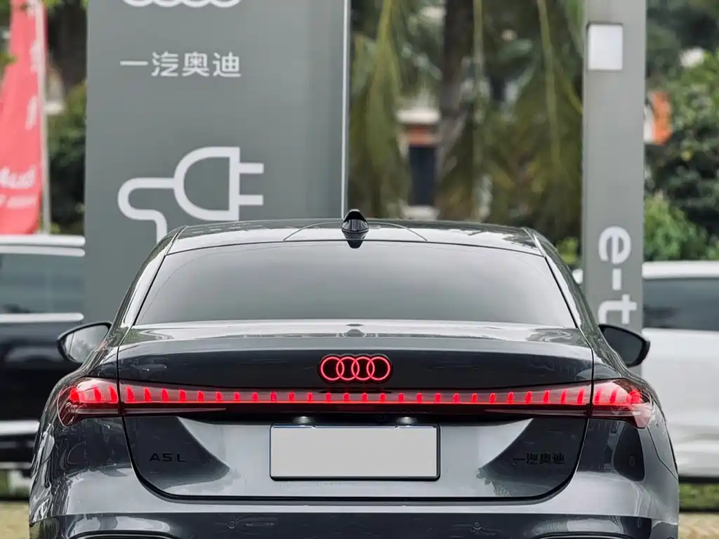 Audi A5L 2025 — фото 16