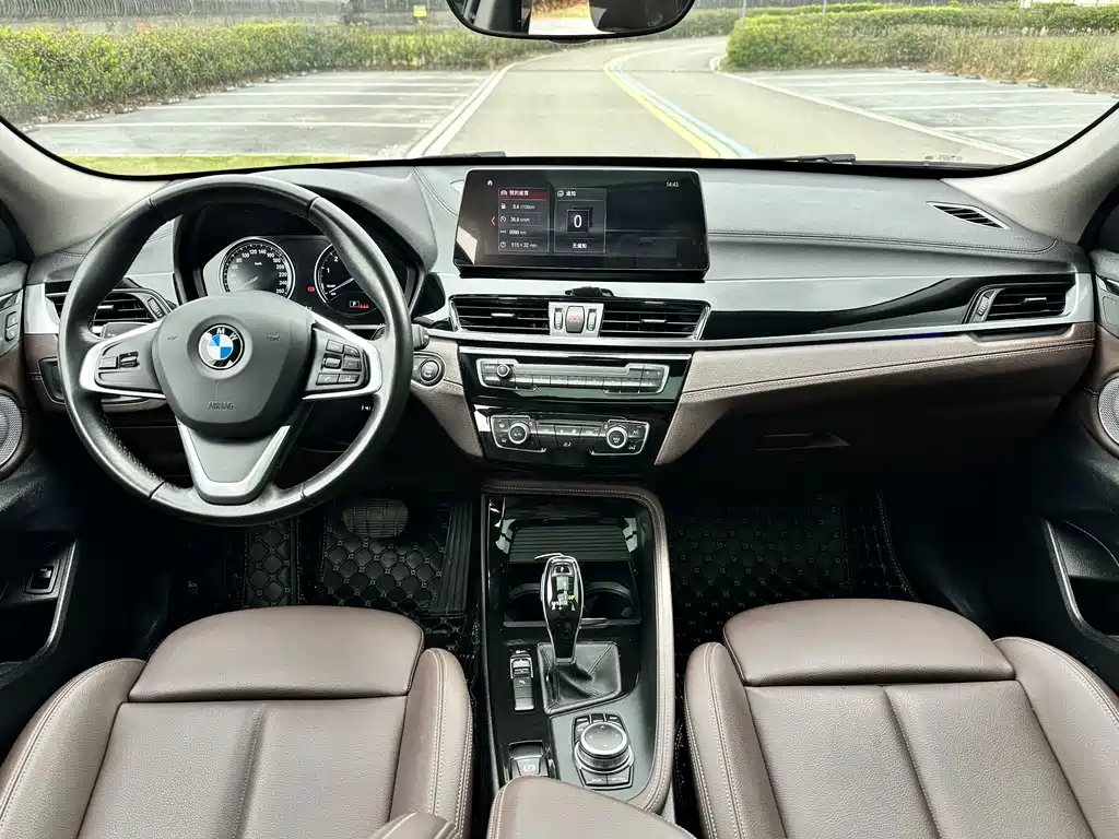 BMW X2 2023 — фото 13