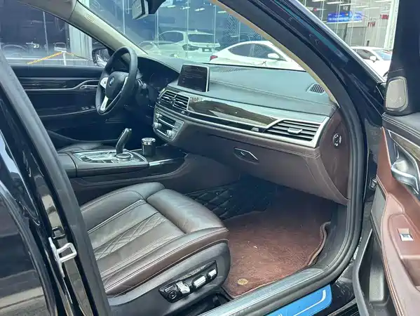 BMW 7 Series 2020