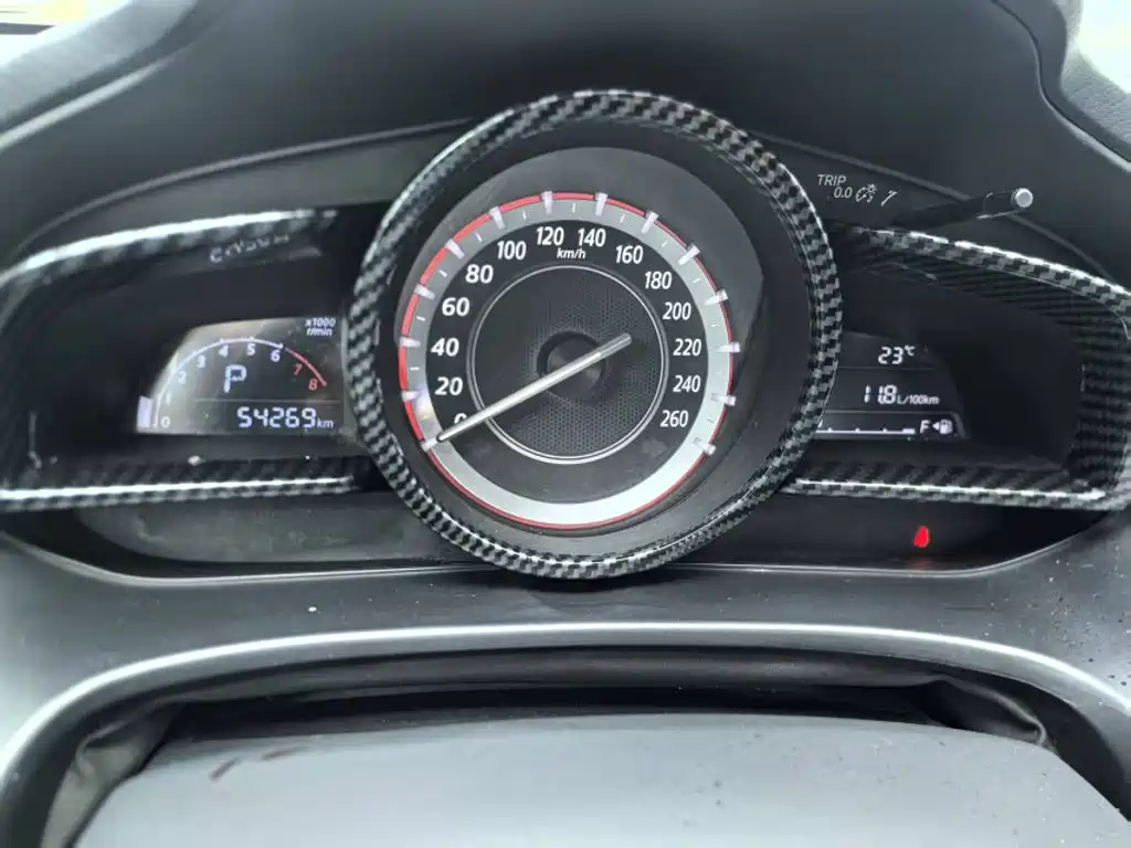 Mazda 3 Angkesela 2015